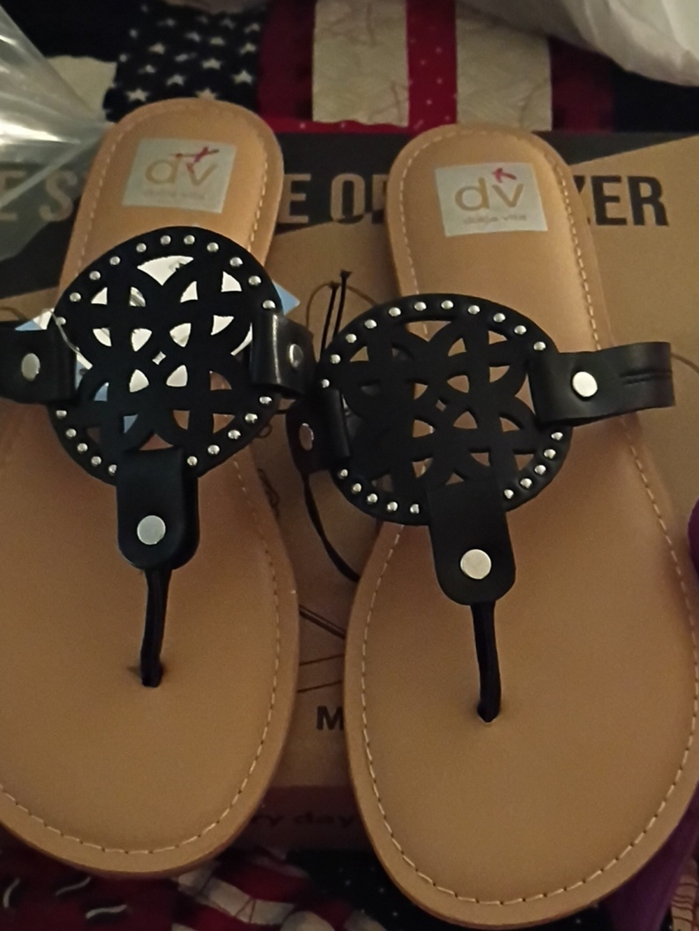 dv by Dolce Vita Black T-Strap Sandals